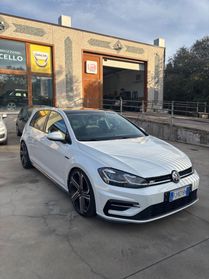 Volkswagen Golf 2.0 TDI 5p. R Line