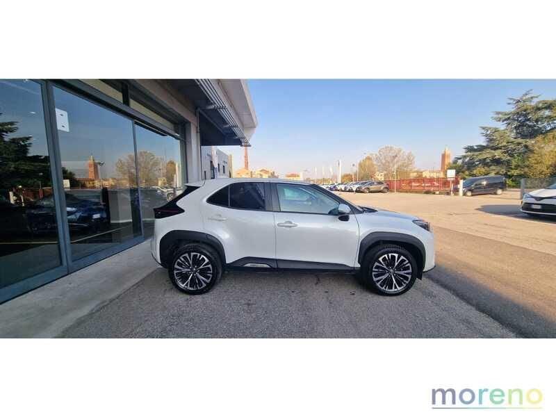 Toyota Yaris Cross 1.5h Lounge awd-i 116cv e-cvt