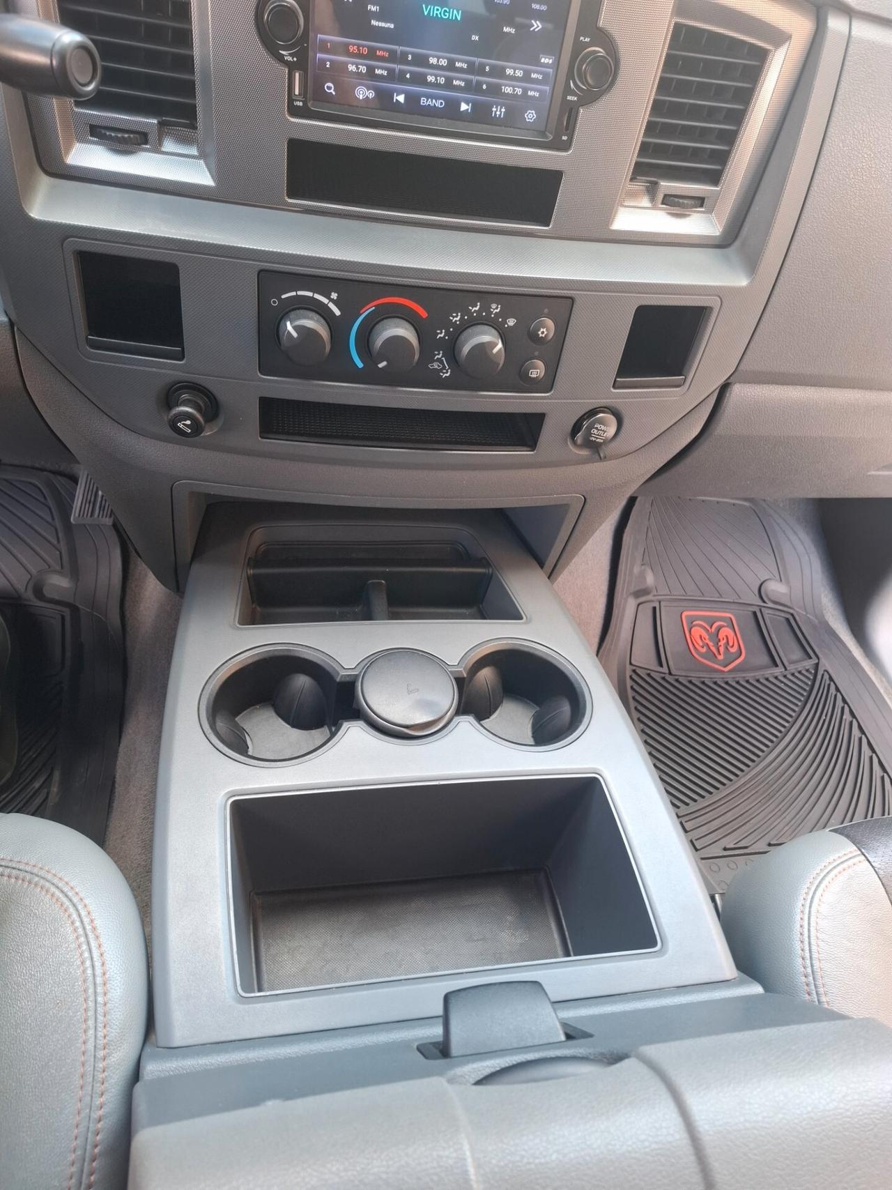 Dodge RAM 1500 5.7 V8 GPL