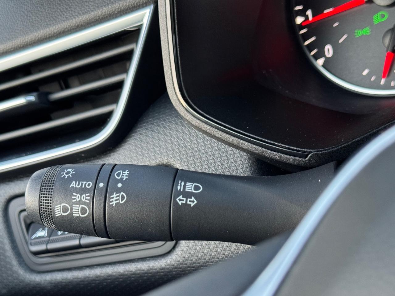 Renault Clio 1.0 TCe 90 CV 5 porte Business-2022