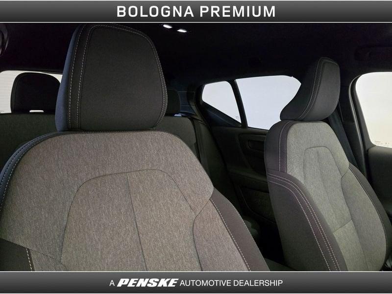 Volvo XC40 XC40 B3 automatico Core