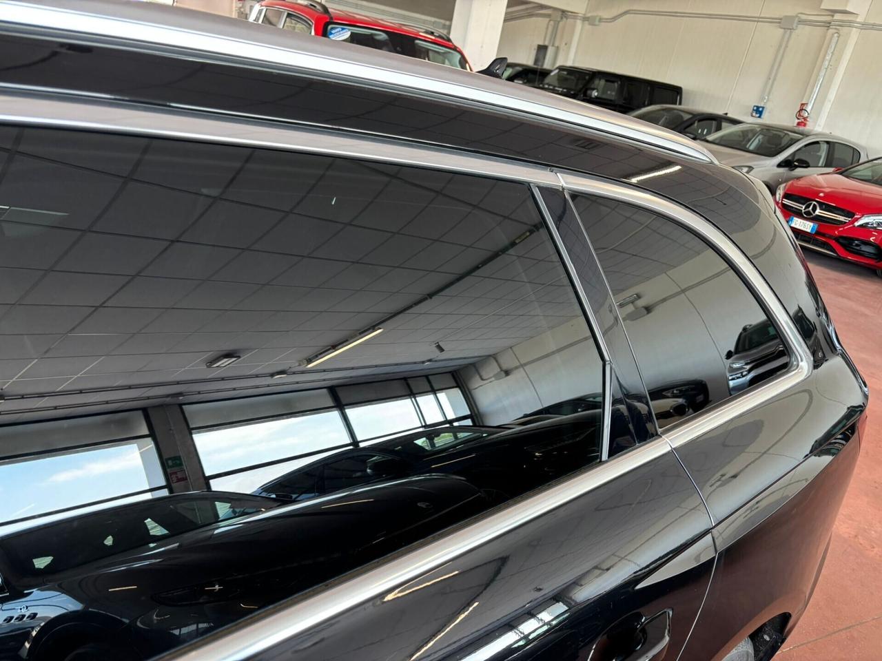 Audi A4 AVANT BUSINESS 30 TDI 136 CV S tronic