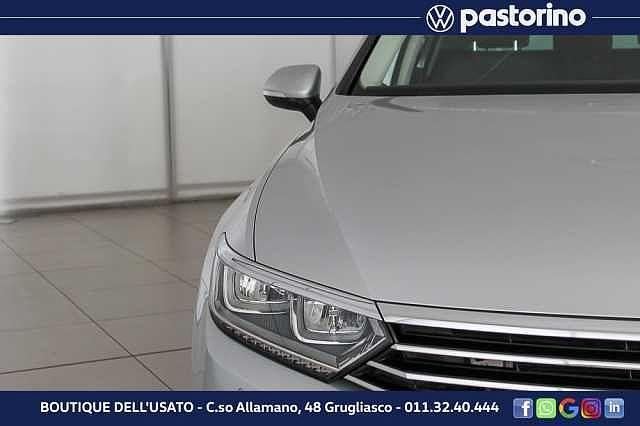 Volkswagen Passat Variant 2.0 TDI DSG Executive - Adaptive Cruise Control