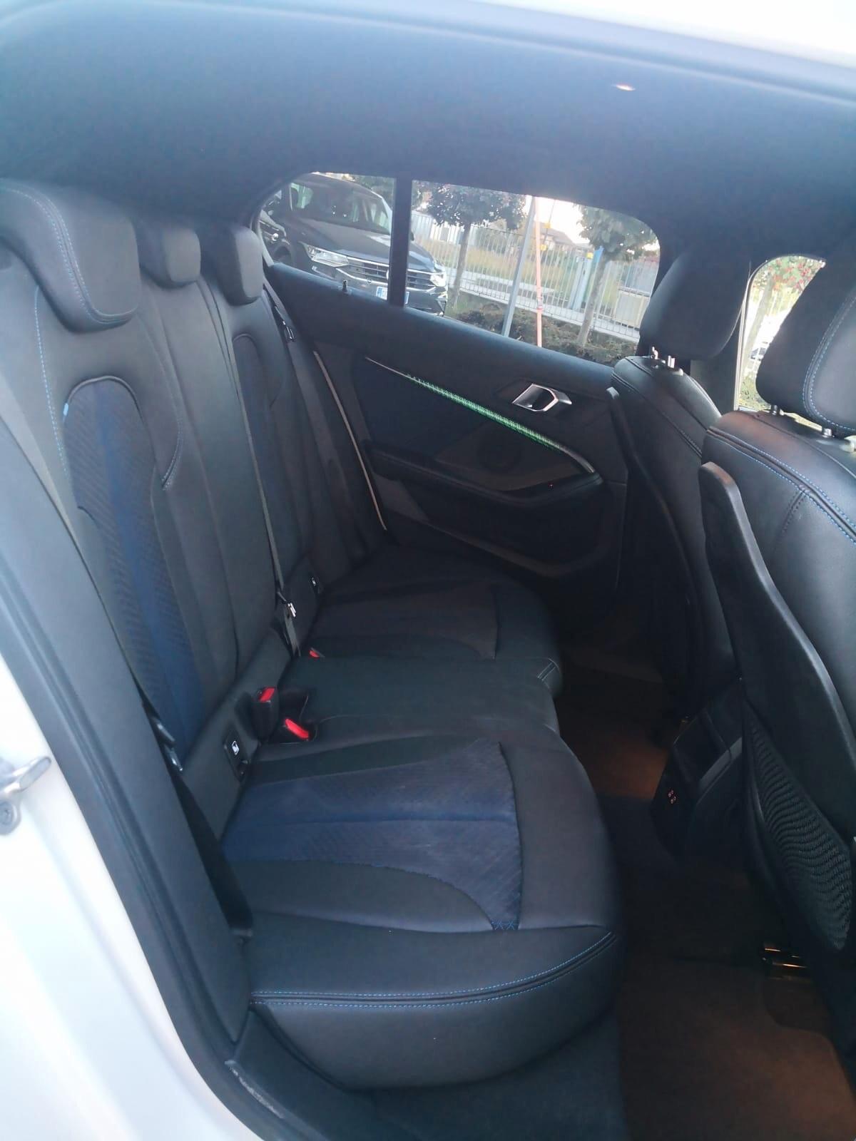 Bmw 118 d Aut. 5p. Msport ***TAGLIANDI BMW***