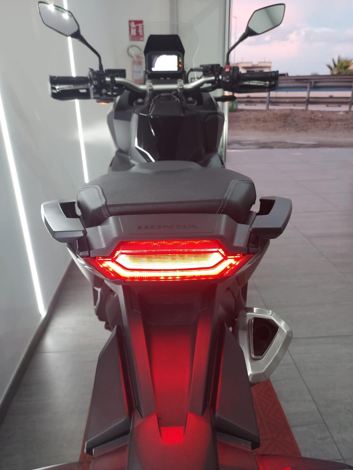 Honda X-ADV 750 DTC