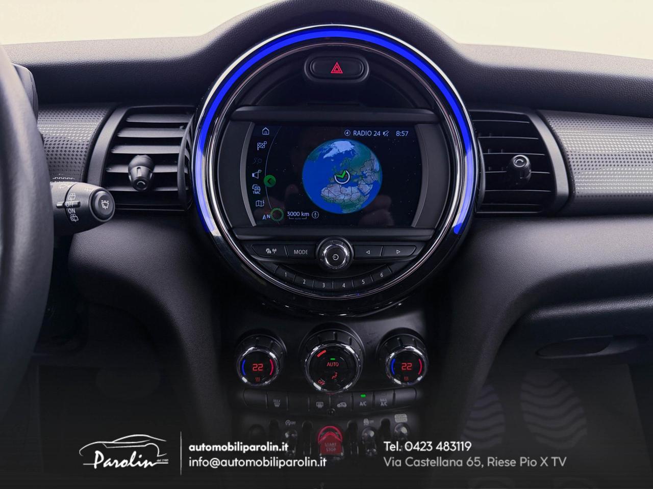 Mini 3 Porte Cooper D 1.5 DCT LED-Navi-Cruise-16''