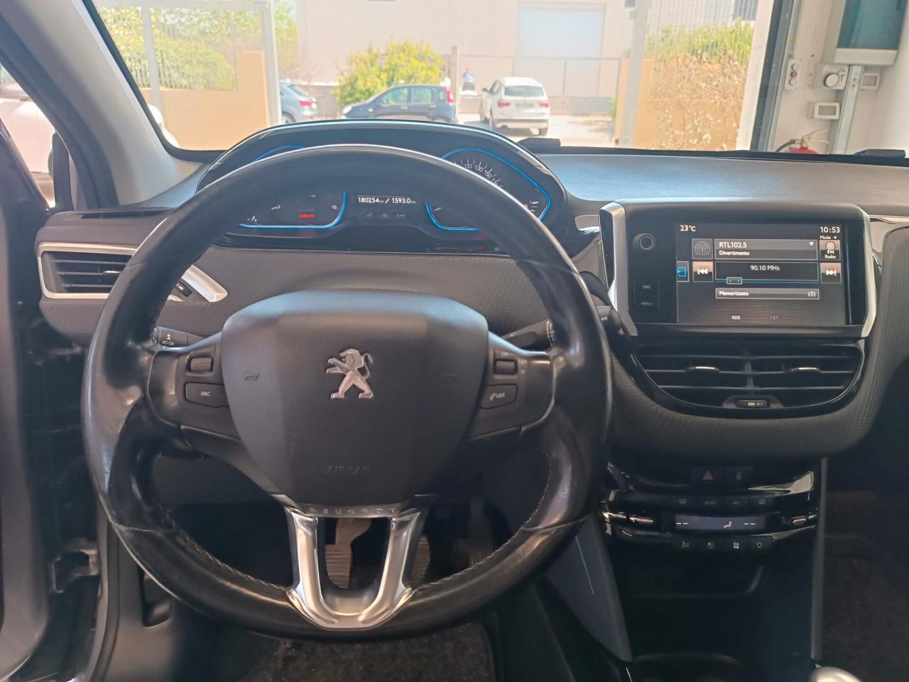 Peugeot 2008 BlueHDi 120 S&S Black Matt
