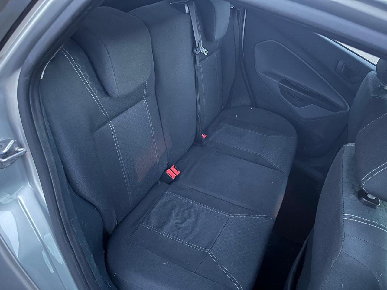 Ford Fiesta 1.4 5p Bz.- GPL Titanium 135000 km