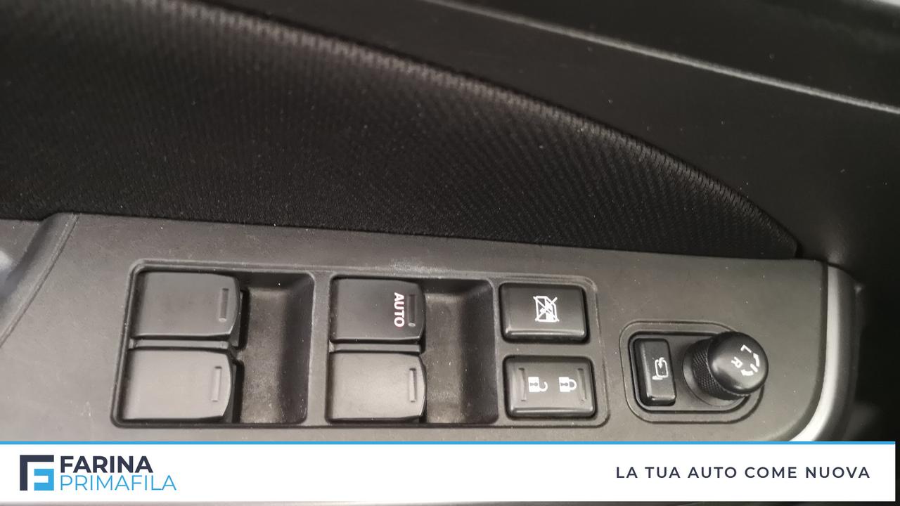 SUZUKI Swift VI 2017 - Swift 1.2h Top 2wd