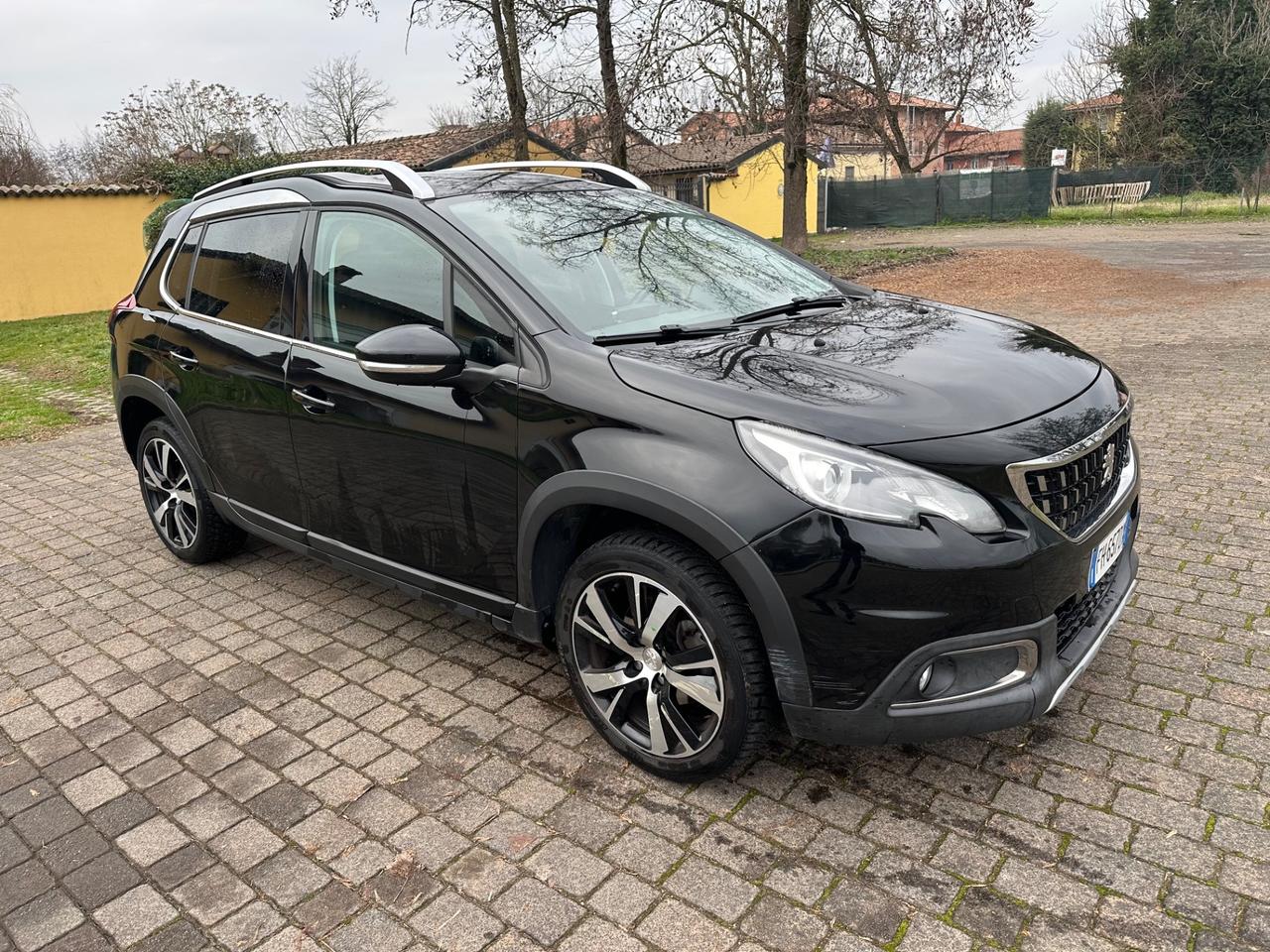 PEUGEOT 2008 BENZINA NEOPATENTATI