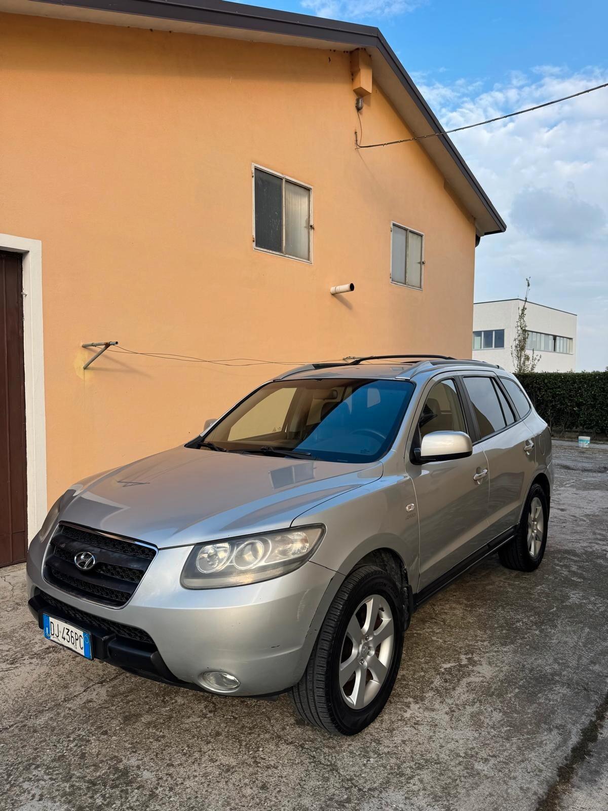 Hyundai Santa Fe 2.2 CRDi VGT Dynamic 5 p.ti