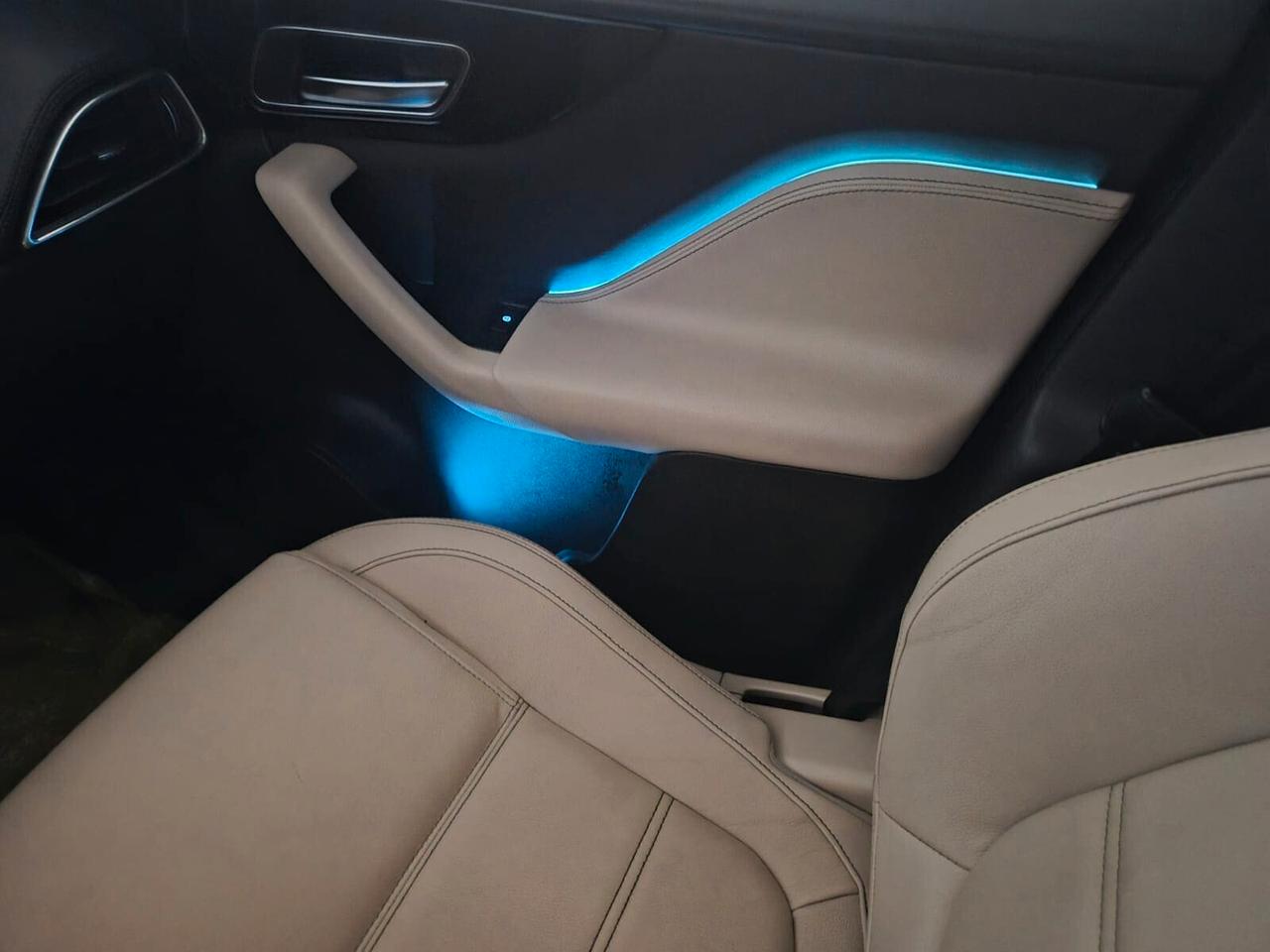 Jaguar F-Pace 2.0 D 180 CV AWD automatica Prestige