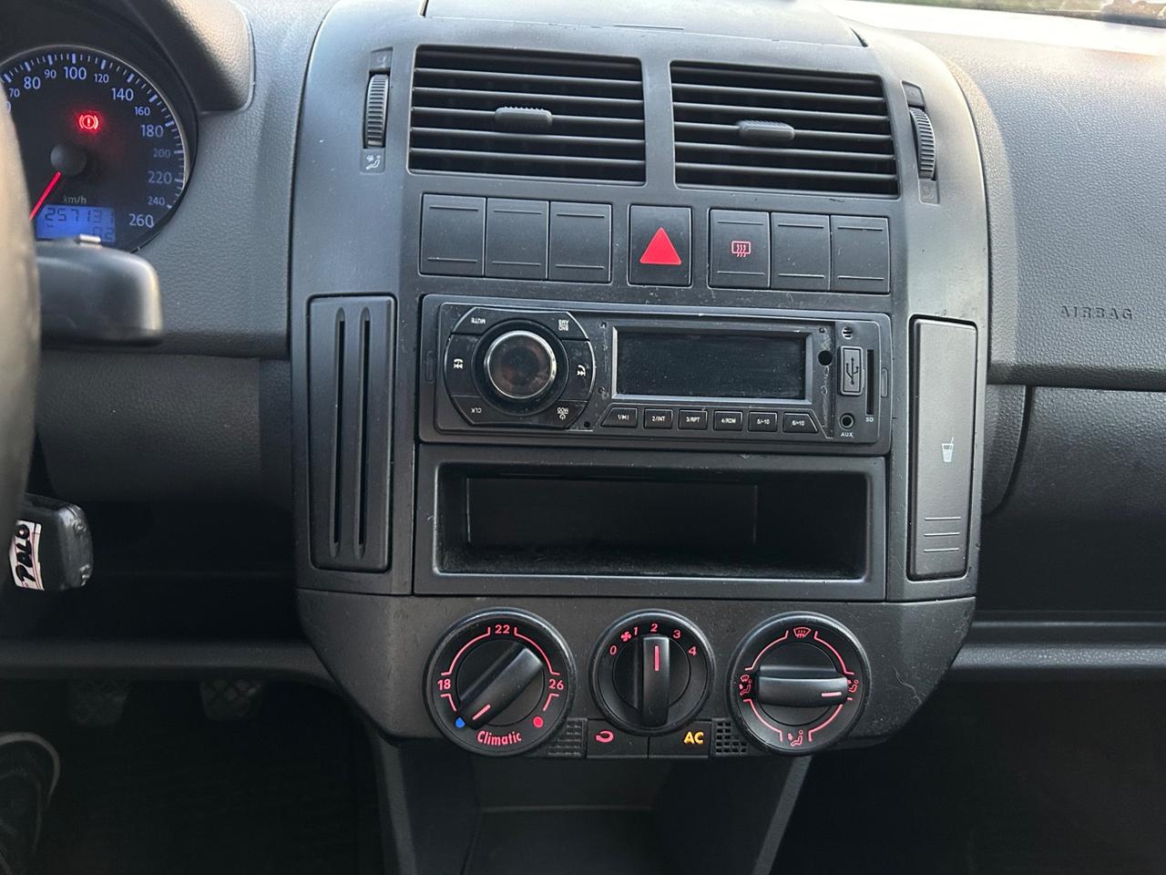 Volkswagen Polo 1.9TDI 130CV 5p Sportline NEOPATENTATI