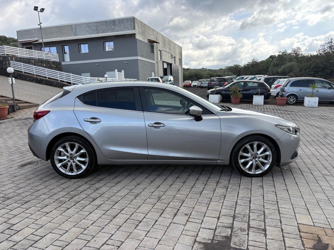 Mazda 3 2.2 Skyactiv-D Exceed