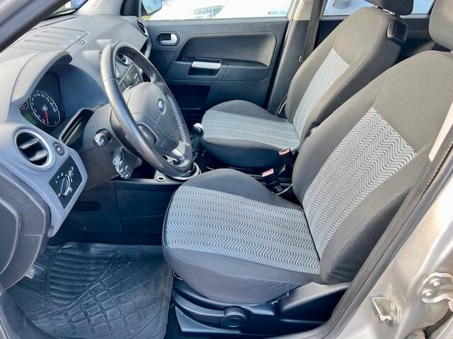 Ford Fusion 1.4 16V - 2006