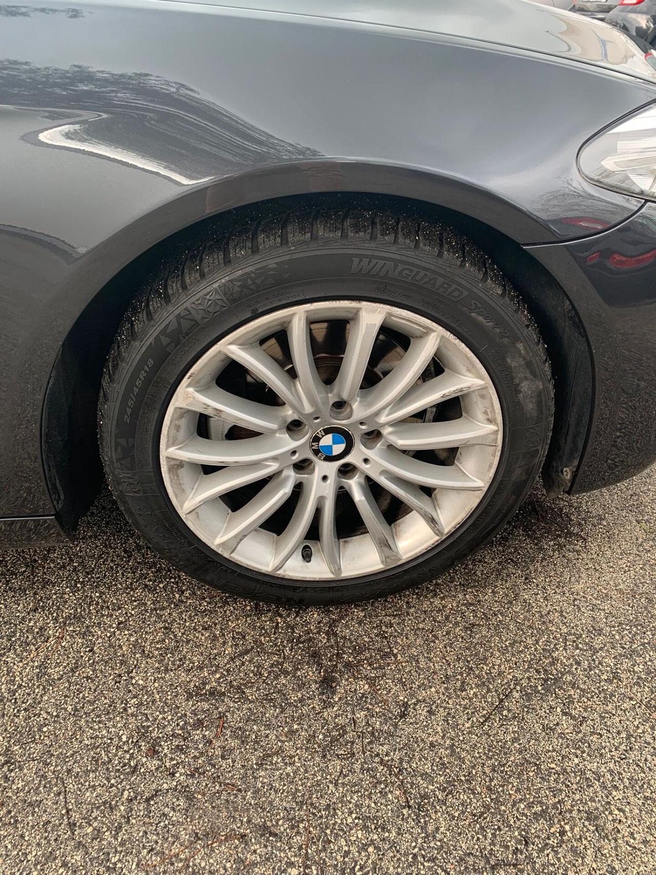 Bmw 520 520d xDrive Luxury