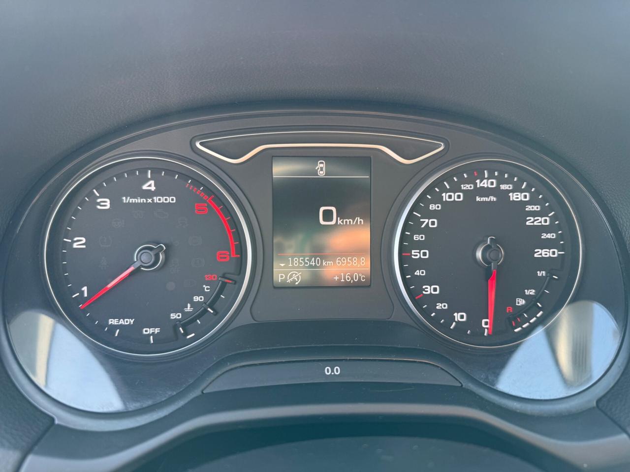 Audi Q2 30 TDI S tronic Business Design