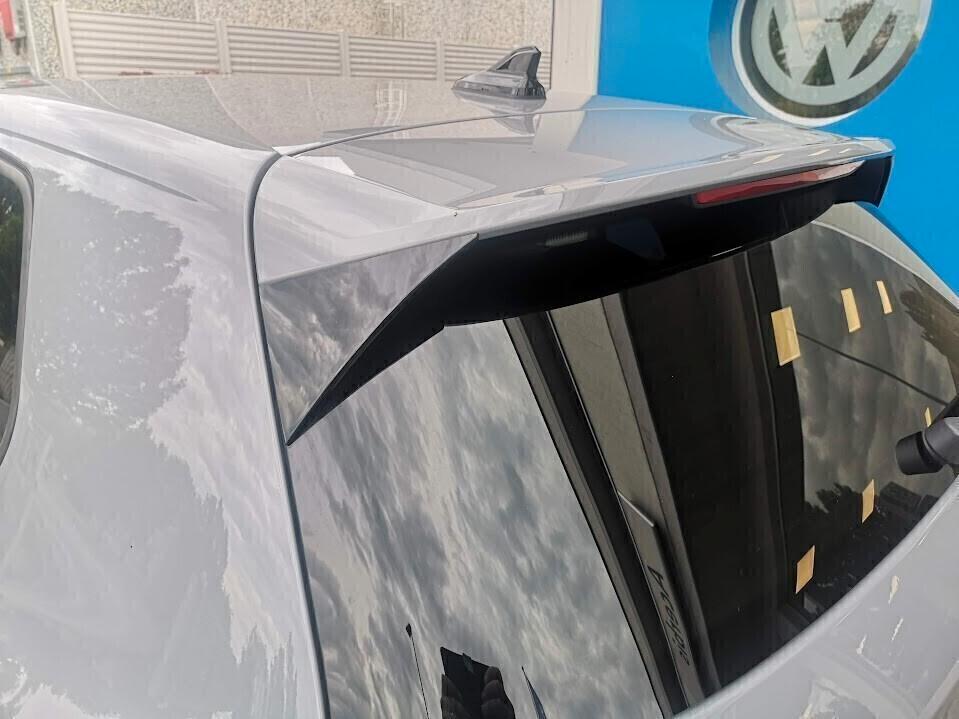 Volkswagen Golf GTI 2.0 TSI DSG Fari MATRIX