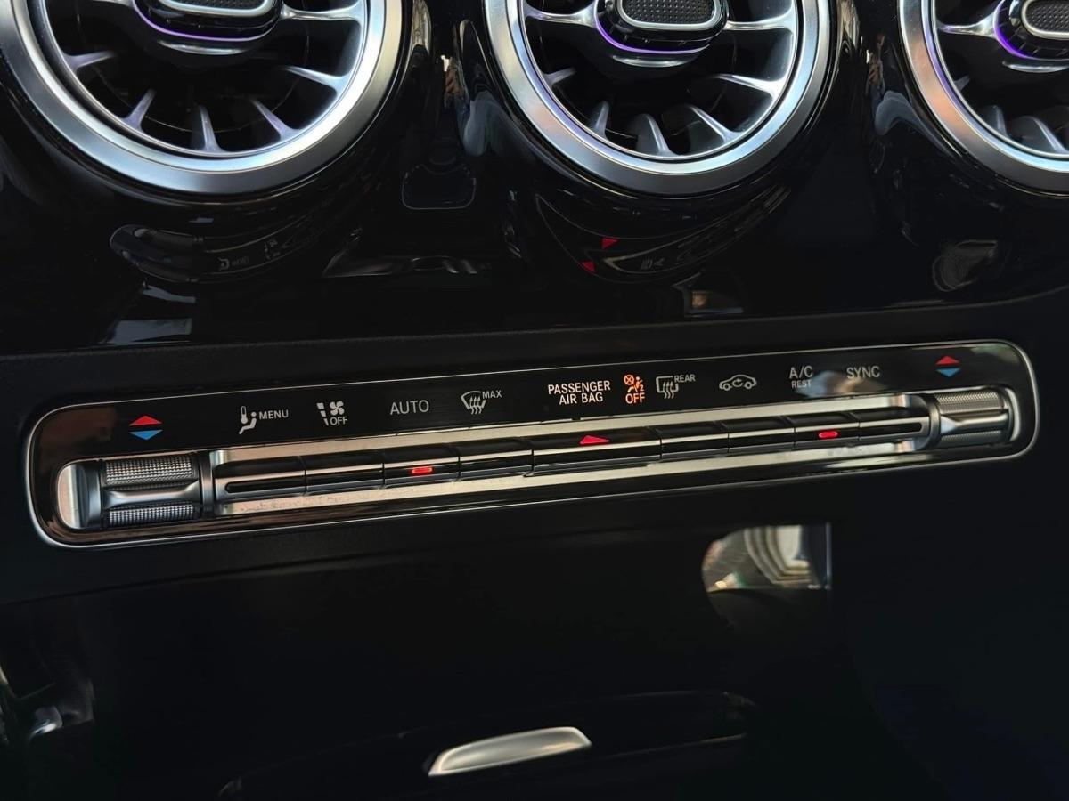 Mercedes CLA 200d Premium AMG Night Edition 150CV