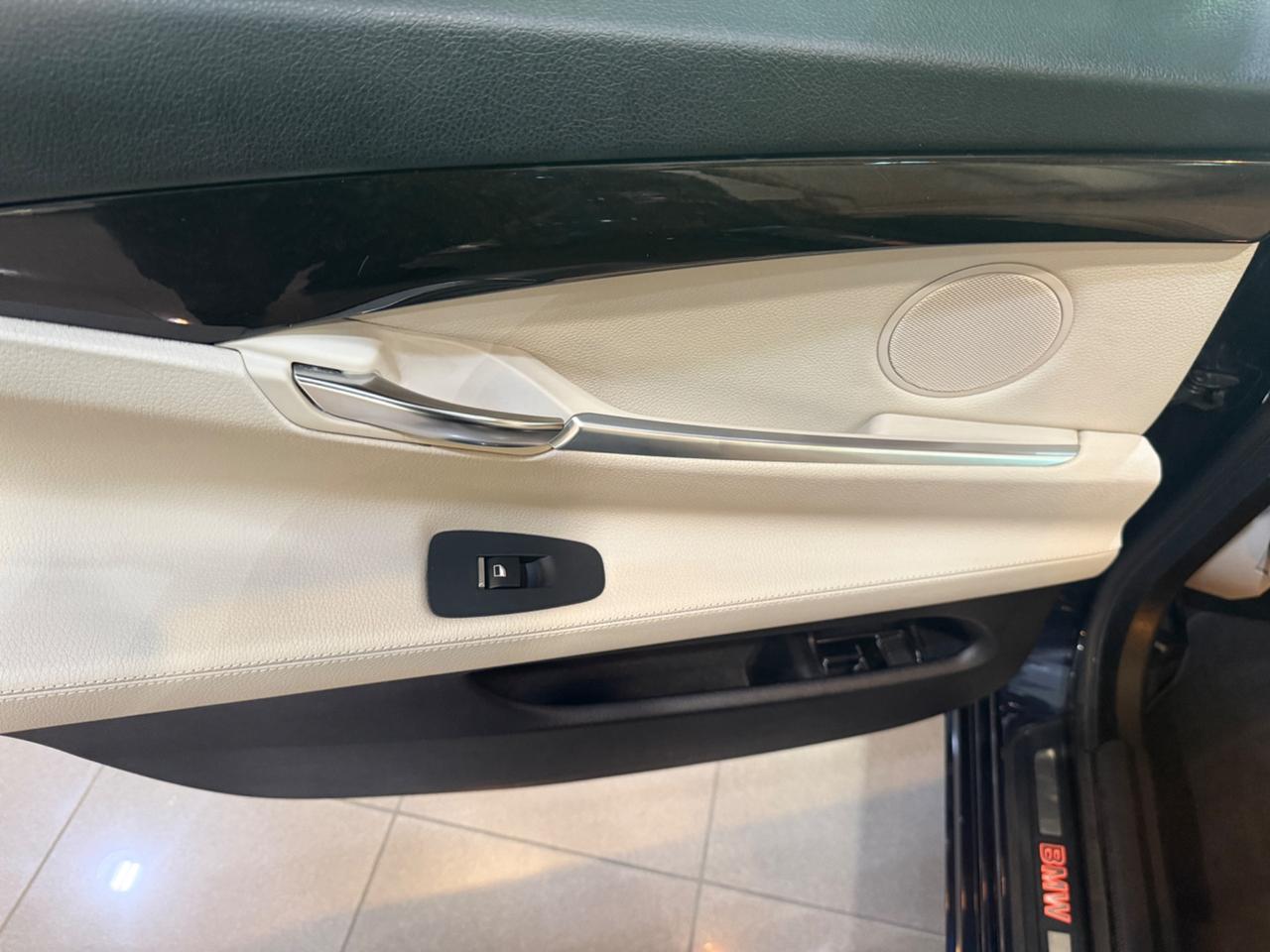 Bmw 5er Gran Turismo 530d Futura auto FULL TETTO !!