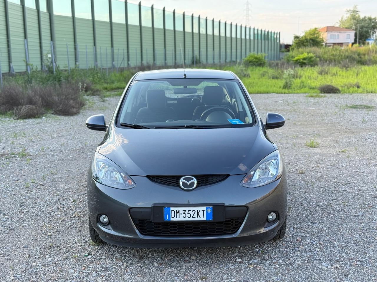 Mazda 2 Fun neopatentati