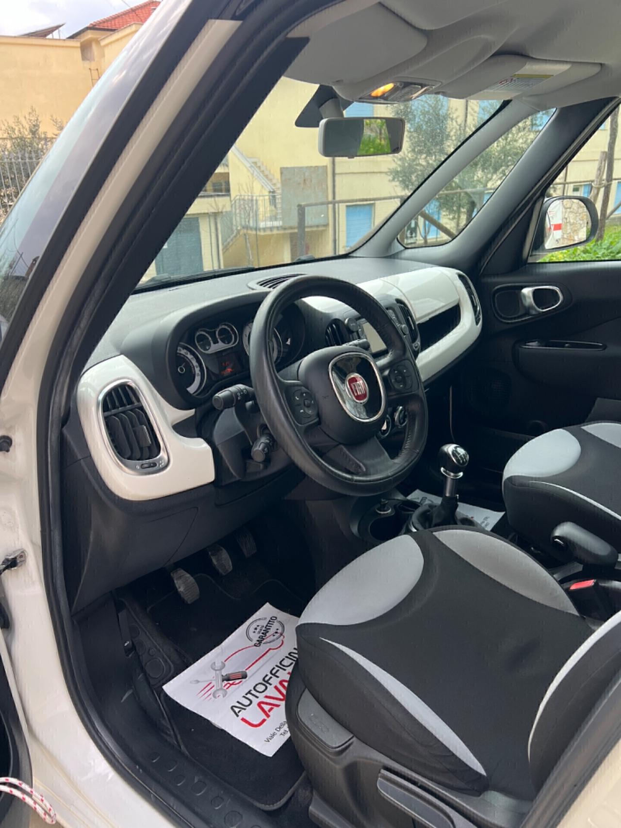 Fiat 500L Living 0.9 TwinAir Turbo Natural Power Lounge