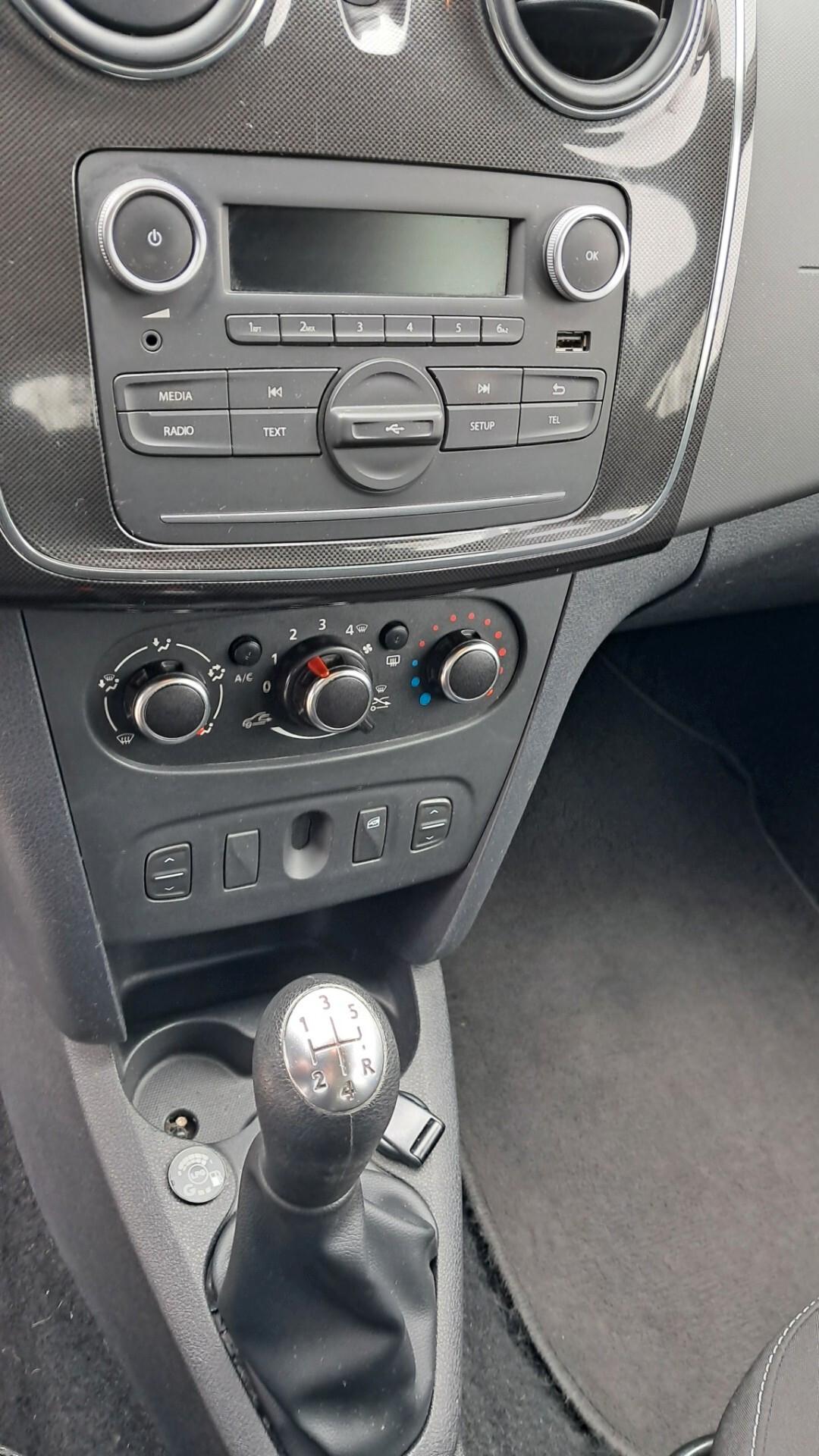 Dacia Sandero Stepway 1.0 TCe 100 CV ECO-G Comfort