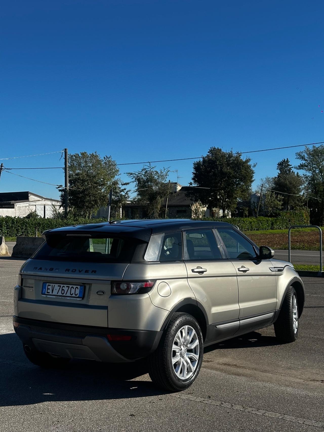 Land Rover Range Evoque 2.2 TD4 5p. Pure Tech Pack