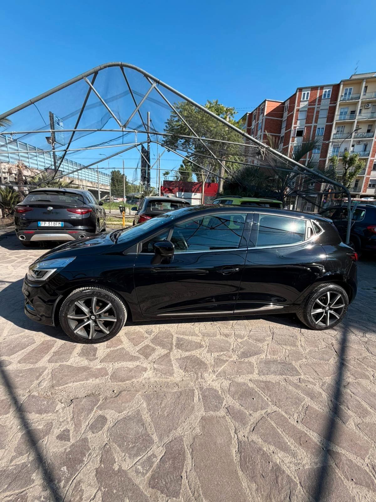 Renault Clio dCi 8V 90CV Start&Stop 5 porte Energy Intens