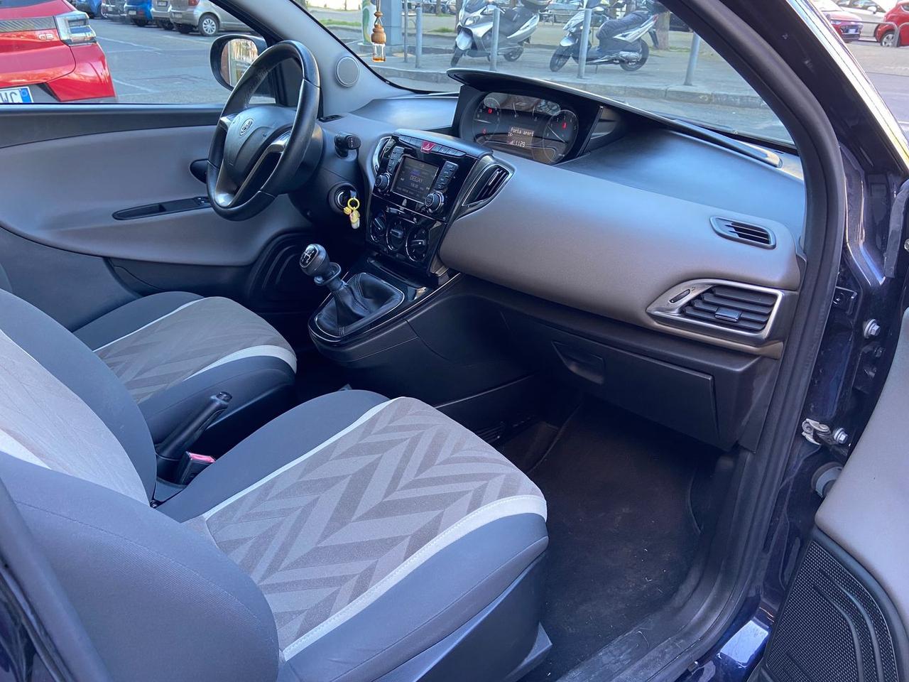 Lancia Ypsilon Opening Edition 1.2 LPG #10193