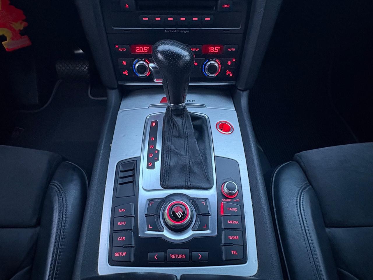 Audi Q7 3.0 TDI 233CV Sline 7Posti quattro