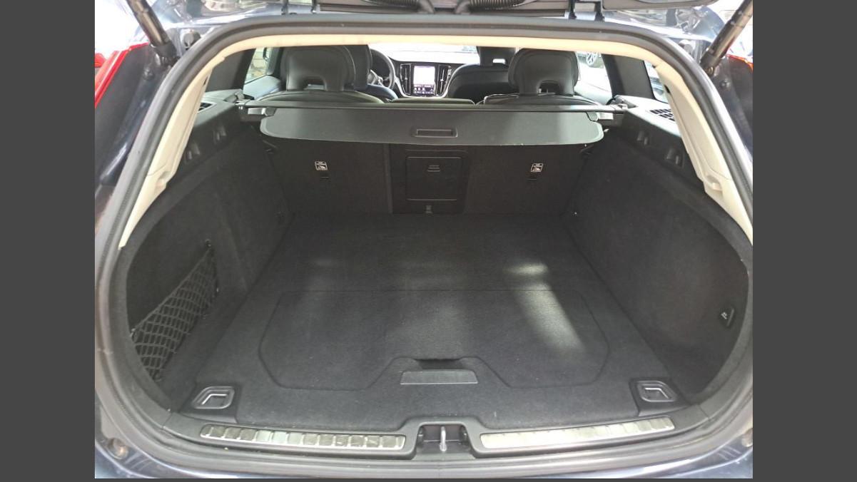 VOLVO V60 B4 Mild Hybrid Automatico Core