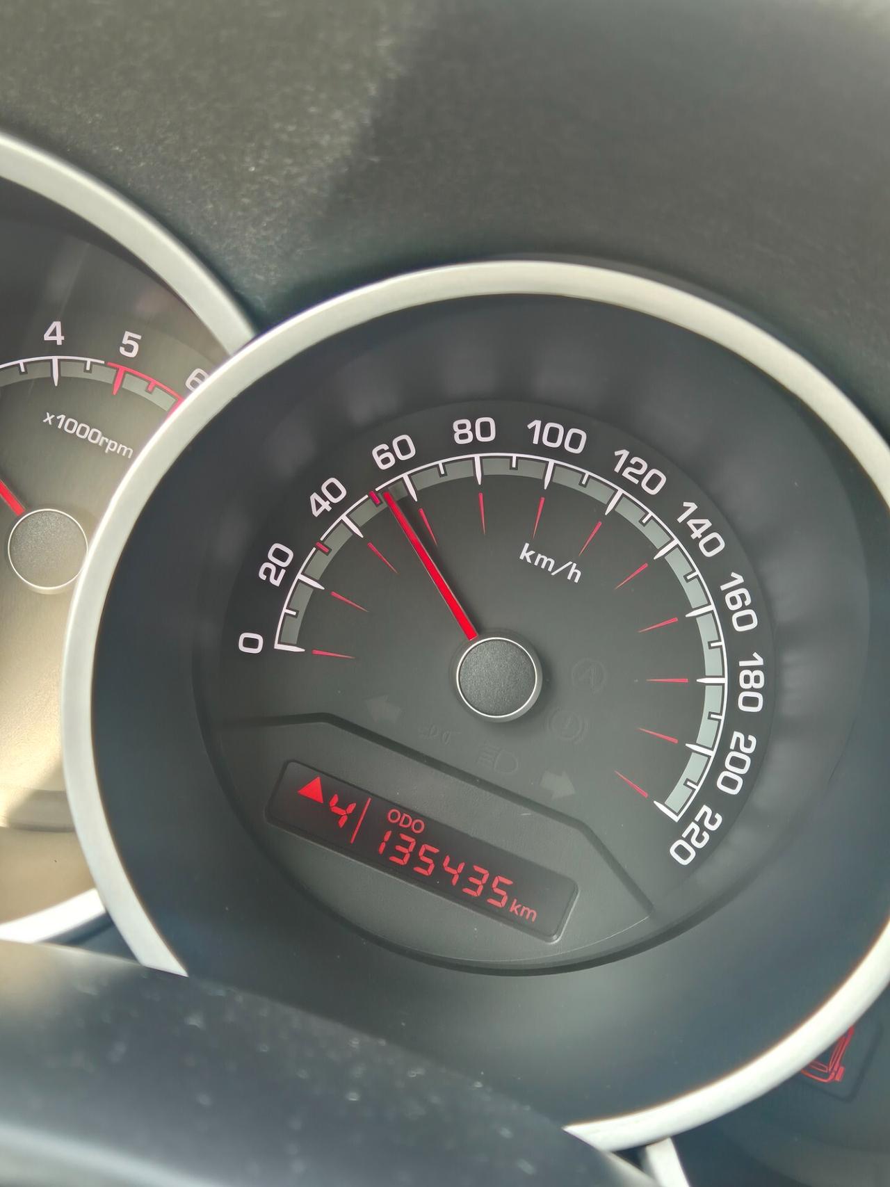 Kia Venga 1.4 CRDi 90 CV Crossover (Ok Neopatentati)