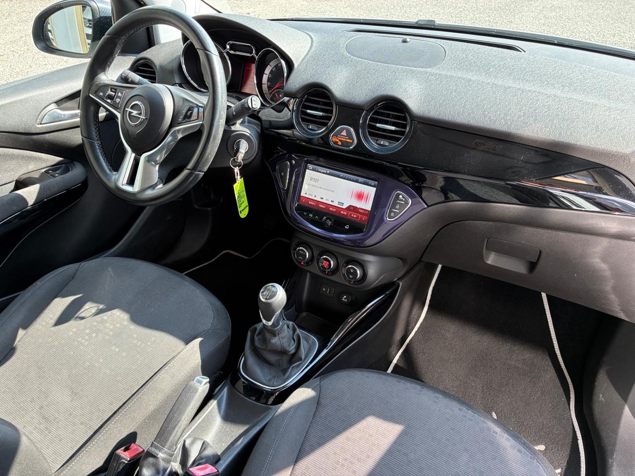 Opel Adam 1.2 69 cv Glam