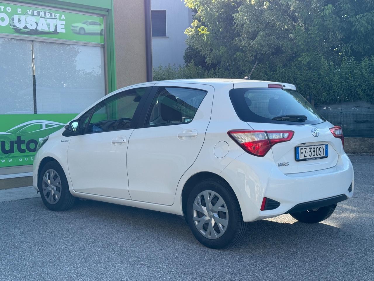 Toyota Yaris 1.0 72 CV 5 porte CONSUMI BASSI