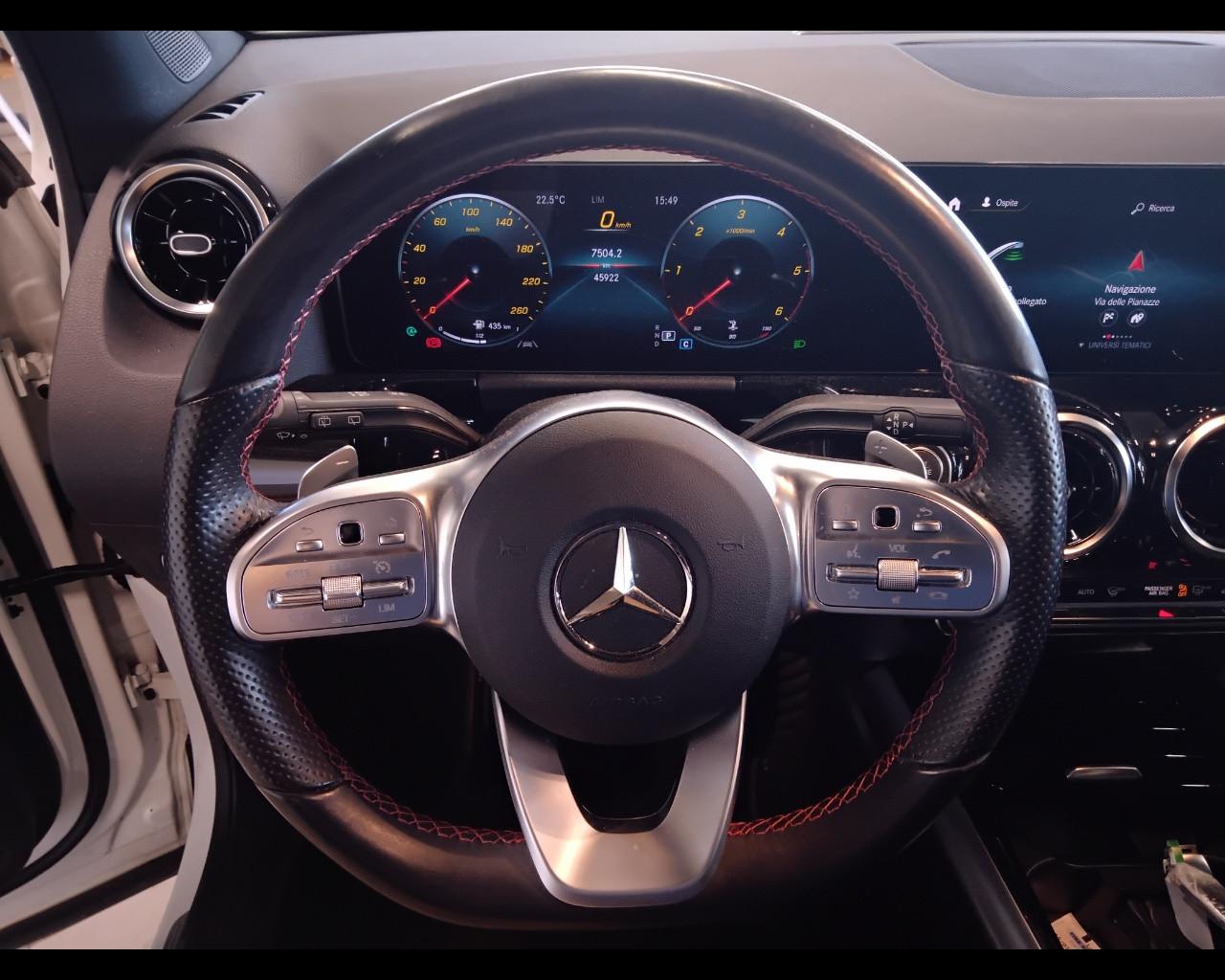 Mercedes-Benz Classe GLA (H247) GLA 180 d Automatic Premium