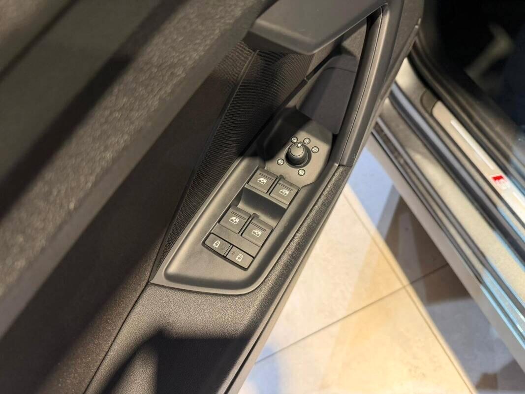 Audi A3 Sedan 35 TDI S tronic line edition