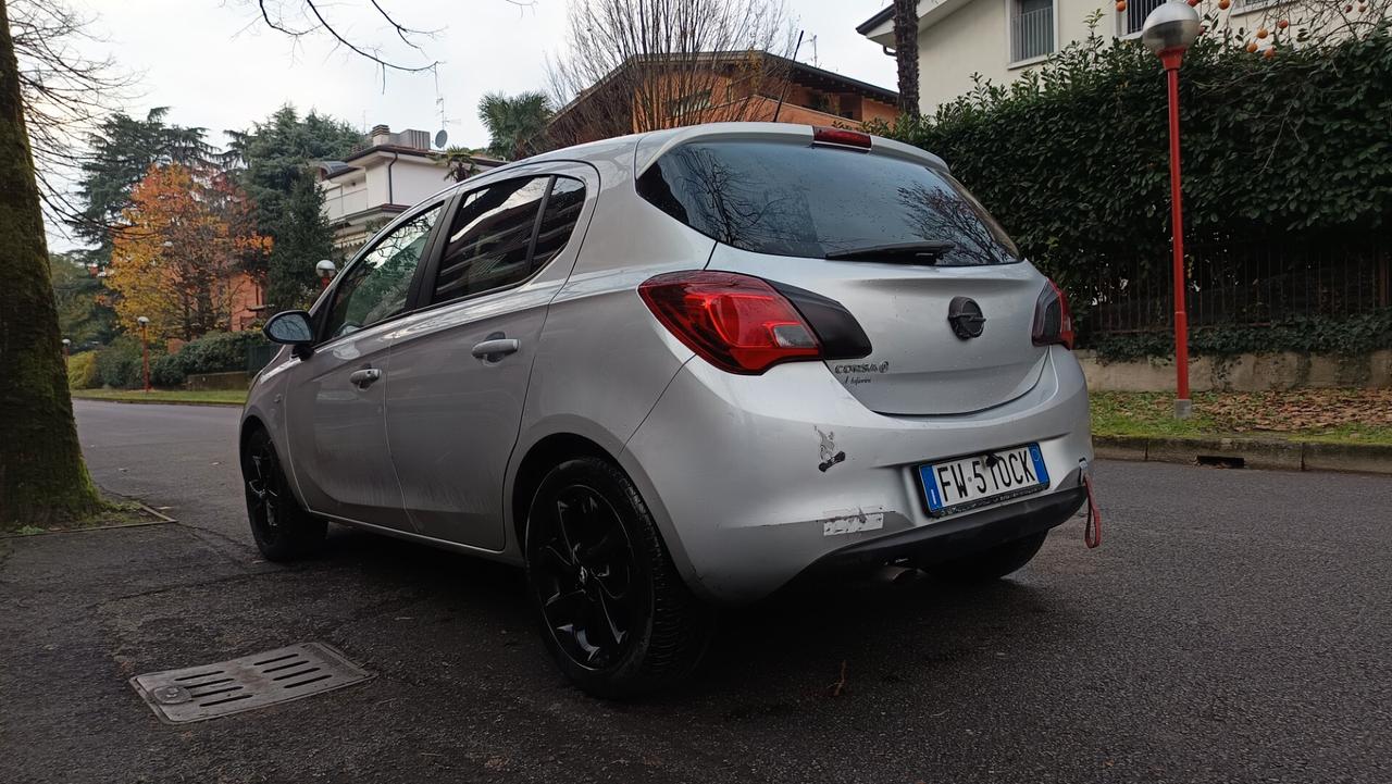 Opel Corsa 1.2 Edition ADATTA A NEOPATENTATI