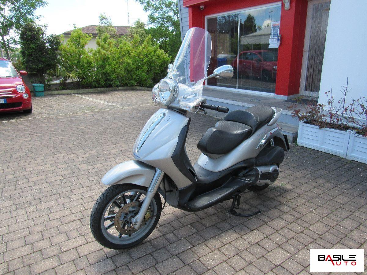 Piaggio - Beverly 500 -