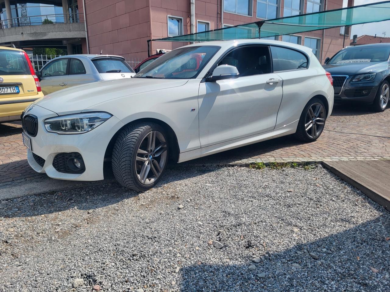 Bmw 116 116d 5p. Msport