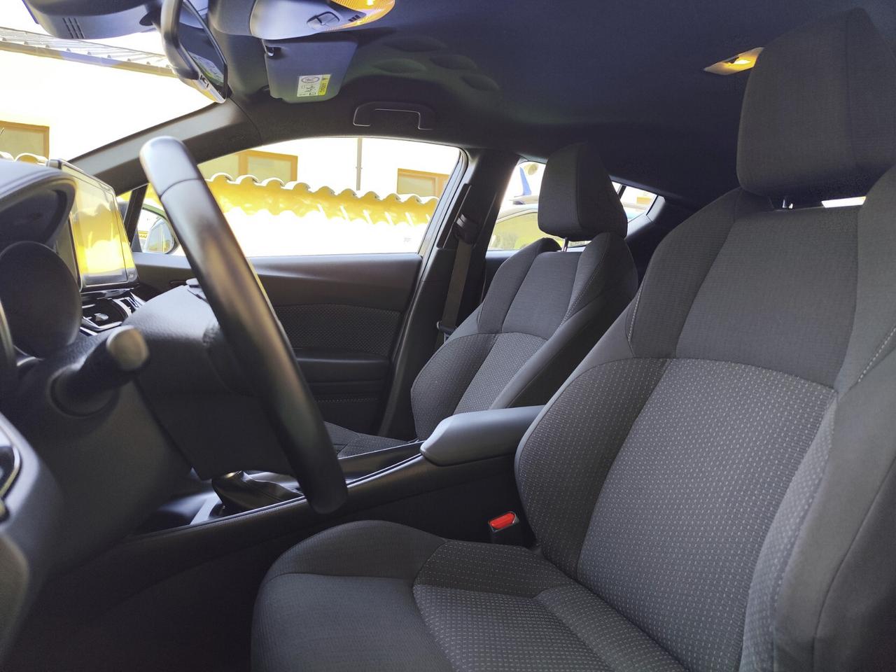 Toyota C-HR 1.8 Hybrid E-CVT Business GARANZIA TOYOTA