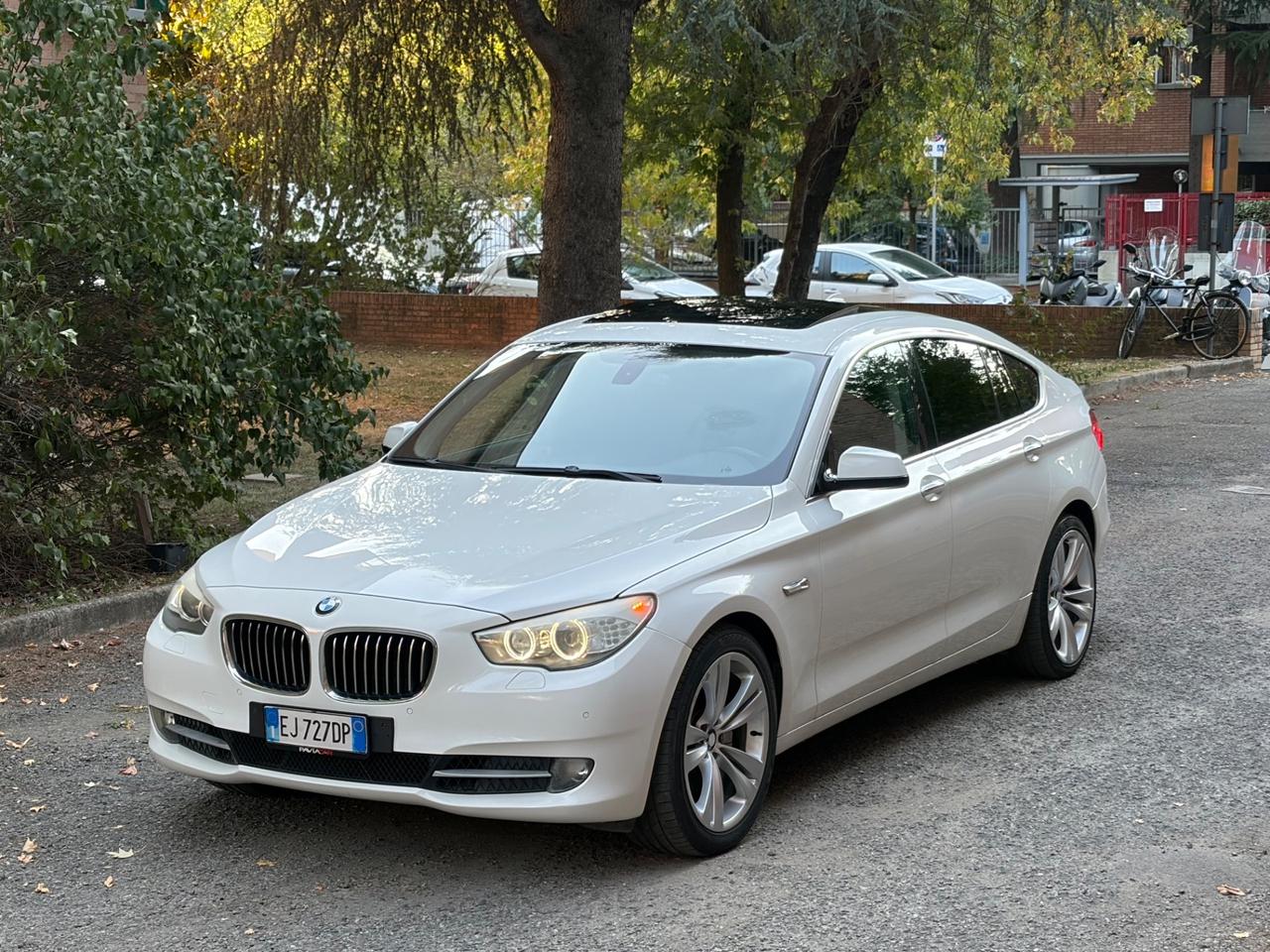 Bmw 530gt 3.0d 141000km tetto pelle ecc del 2011