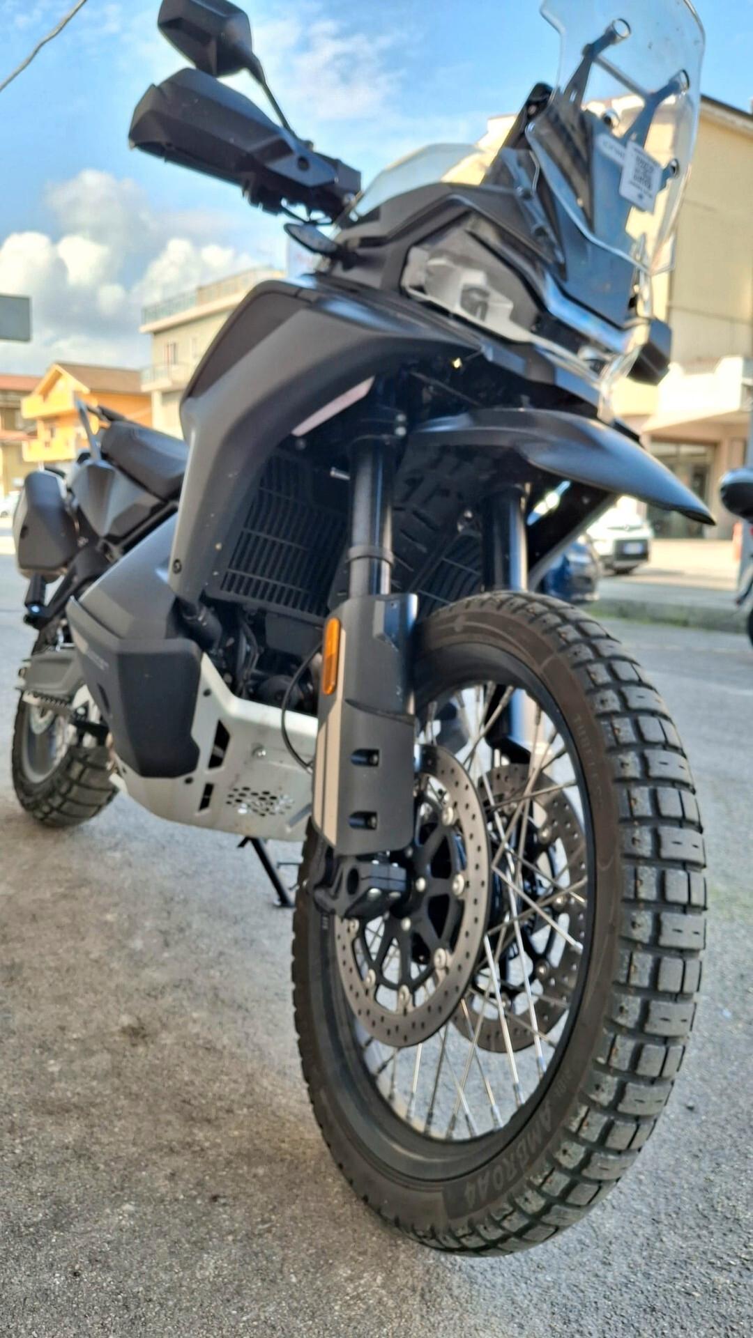 CFMOTO 800MT-X