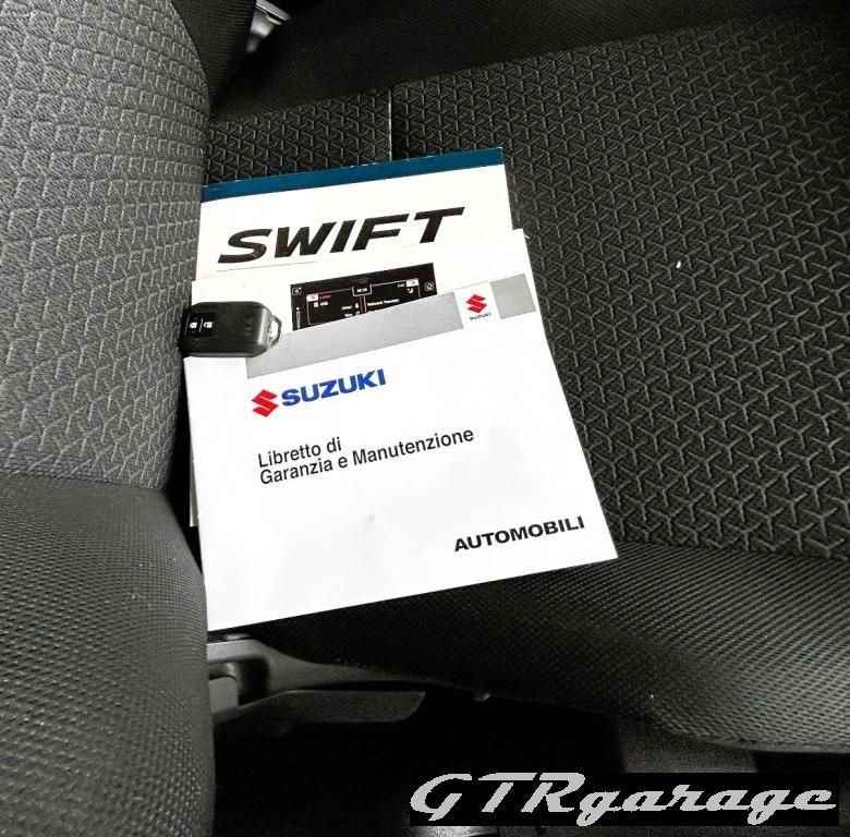 SUZUKI - Swift - 1.2 Hybrid CVT Top