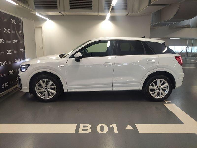 Audi Q2 Q2 35 2.0 tdi Identity Black s-tronic