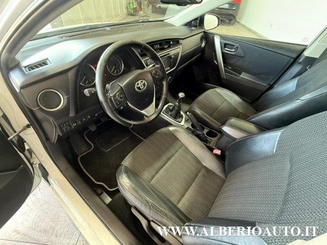 TOYOTA Auris 1.4 D-4D Lounge + TETTO