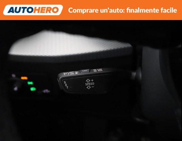 AUDI Q2 30 TDI S line Edition