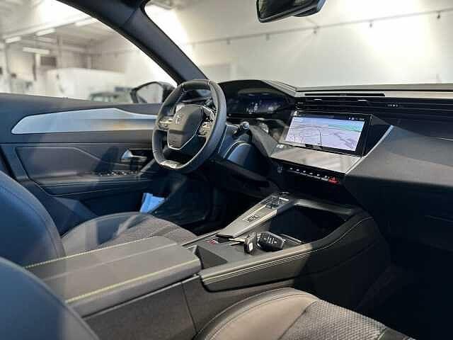 Peugeot 308 BlueHDi 130 S&S EAT8 GT