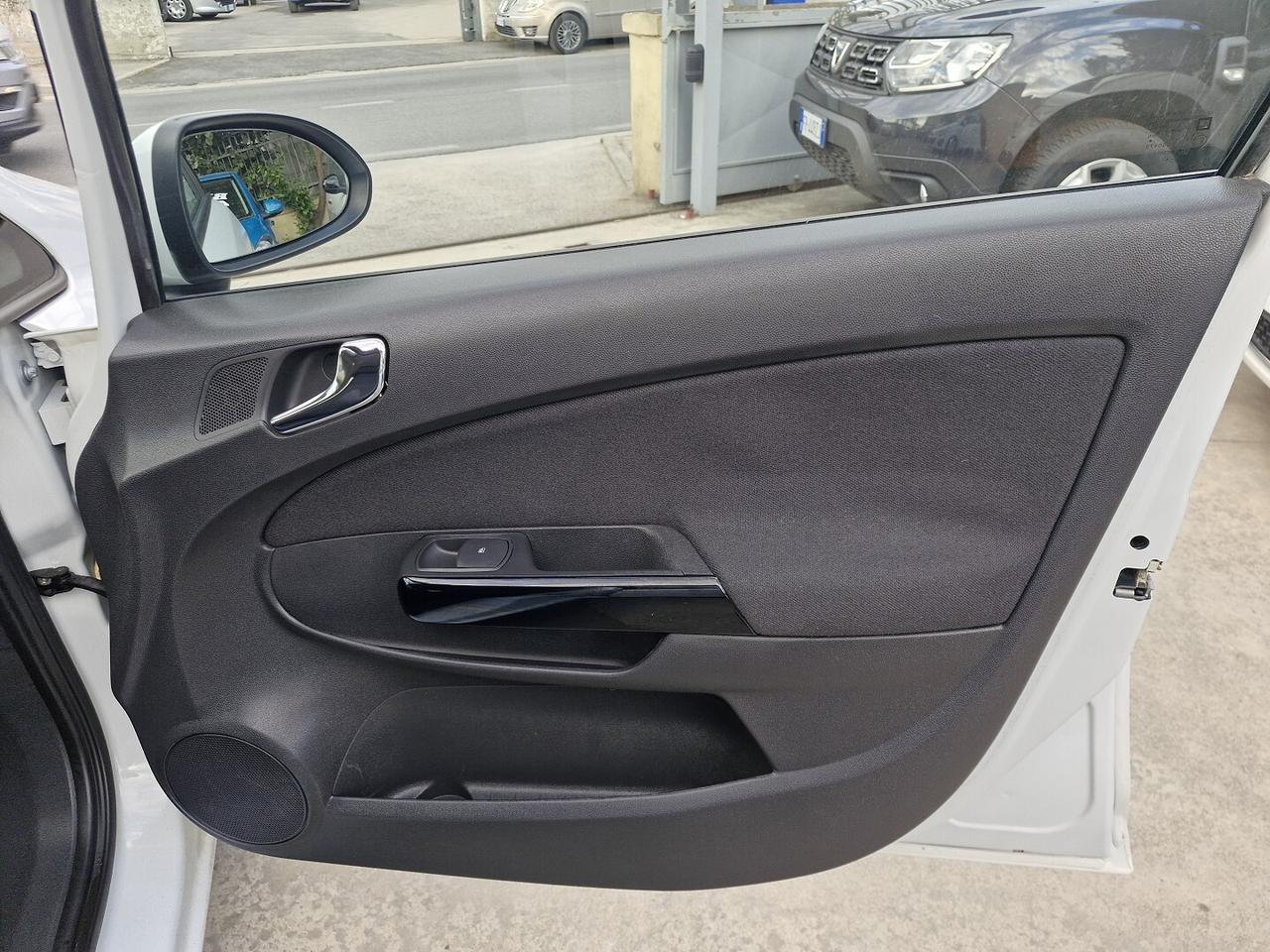 OPEL CORSA 1.2 BENZINA 5 PORTE SPORT ANNO 2014