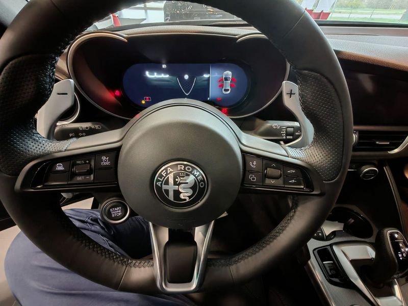 Alfa Romeo Giulia 2.2 Turbodiesel 210 CV AT8 AWD Q4 Veloce "KM ZERO"